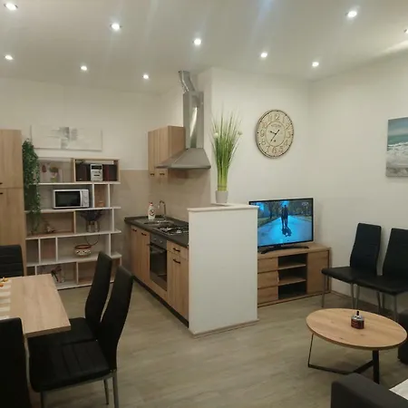 Ferienhaus Paula Appartement Podstrana