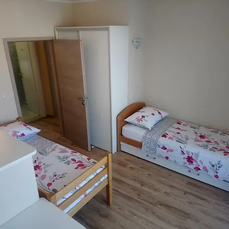 Ferienhaus Paula * Podstrana